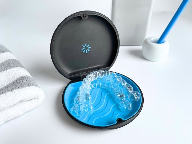 矯正用のマウスピース